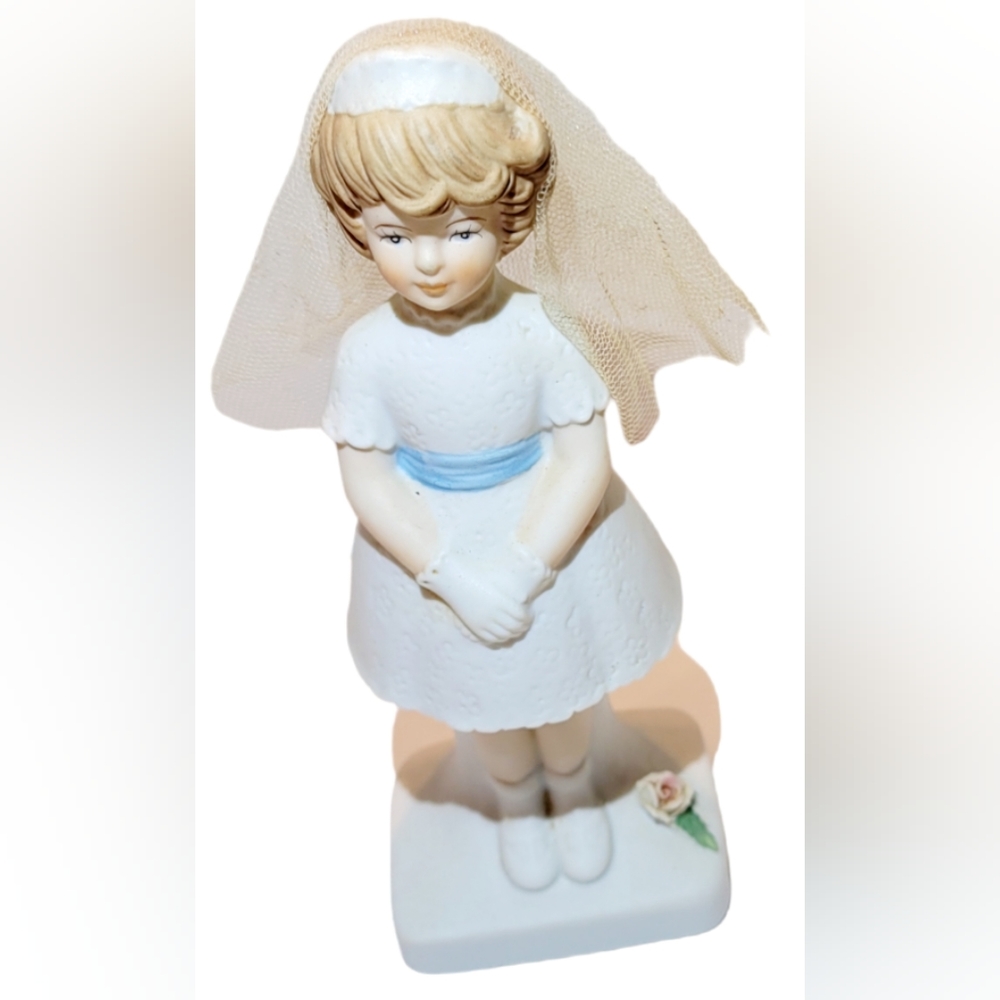 Enesco Vintage 1981 My First Communion Prayer Girl Figurine 6" Tall.